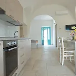 I Trulli Di Mina Villa *