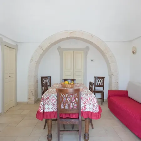 I Trulli Di Mina Villa *