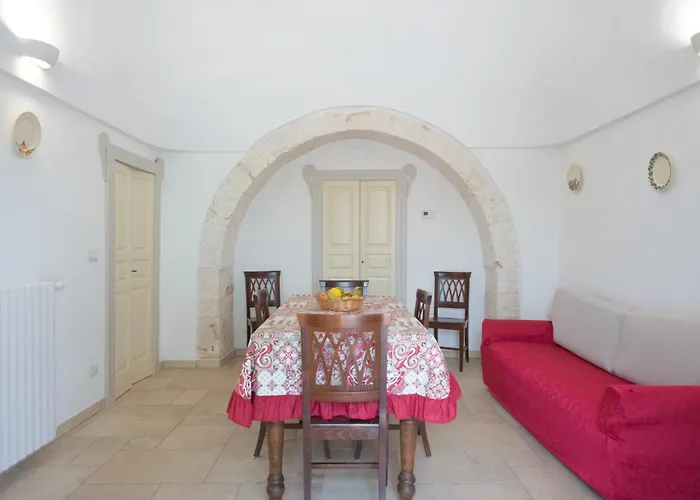 I Trulli Di Mina Villa *